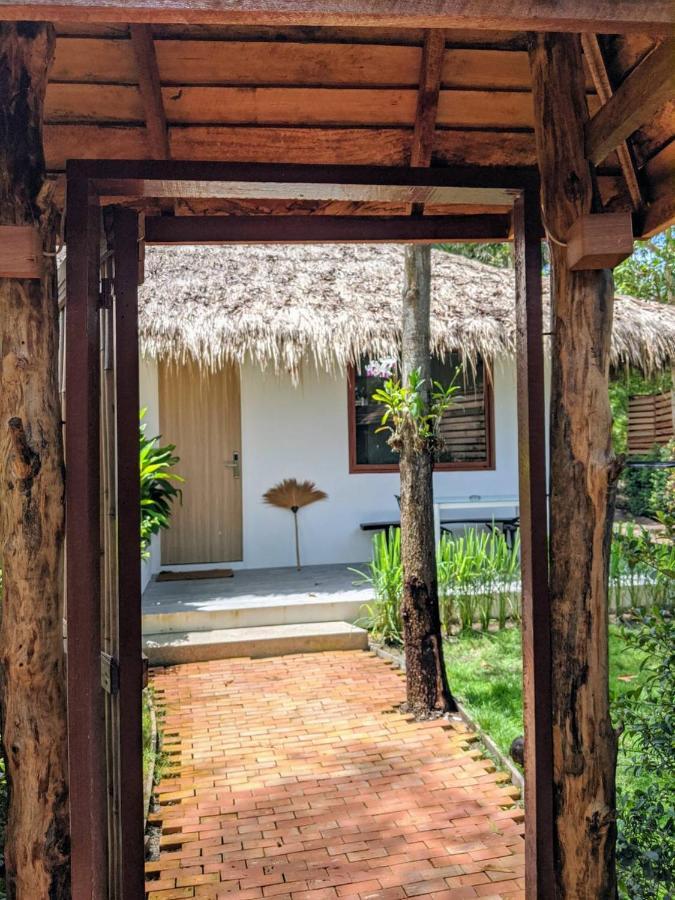 Samutra Residences Thong Sala Luaran gambar