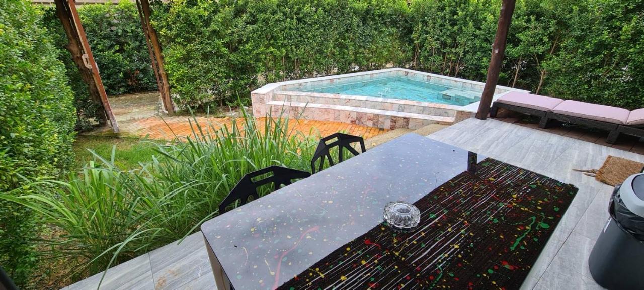 Samutra Residences Thong Sala Luaran gambar